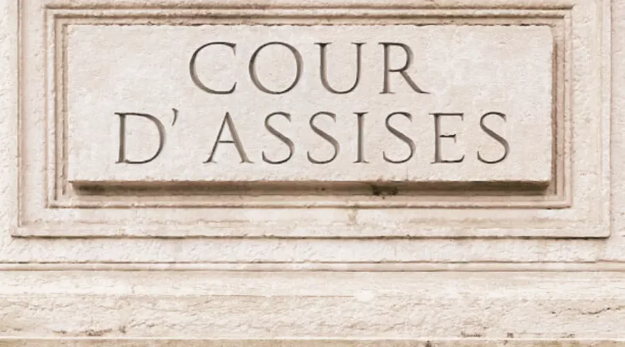 Défense d'une victime d’agression au procès d’assises, accompagnée par Maître Marie Denimal, avocat en dommage corporel à Lille